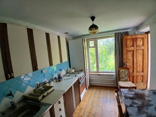 Vardeni Guest house in Dzoraget