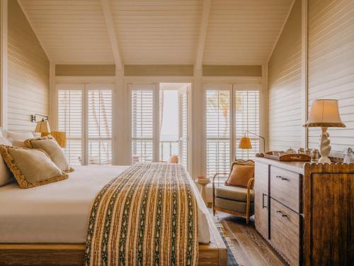 Double or twin room, sea view