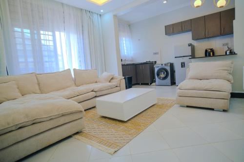 CozyLiving Premium 1-Bedroom Apartment - image 3