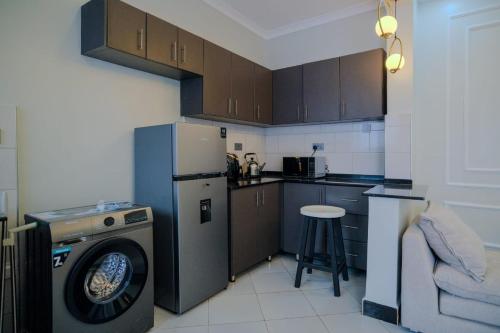 CozyLiving Premium 1-Bedroom Apartment - image 2