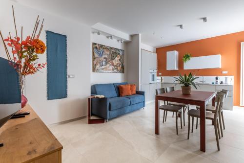 Submaris/Luxury Flat /Terrazza/ 50m Beach/ Centro