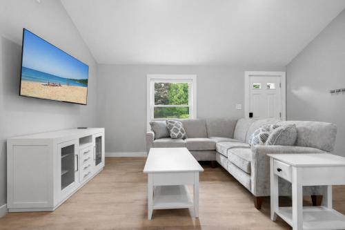 Beach Bound - image 4