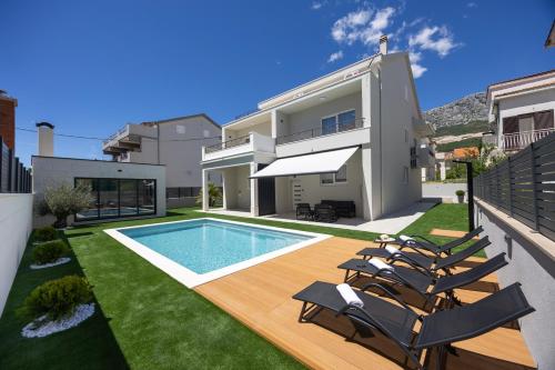 Holiday home JOlive – khách sạn tại Kastel Gomilica