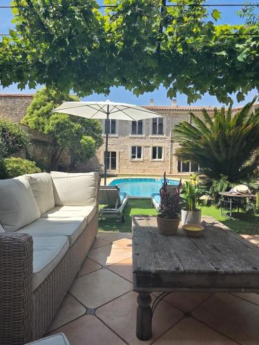 Vigneronne centre ville avec piscine - Location, gîte - Baillargues