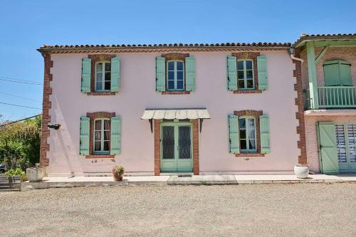Gîte ferme équestre avec piscine gîte à louer Mauléon-d'Armagnac