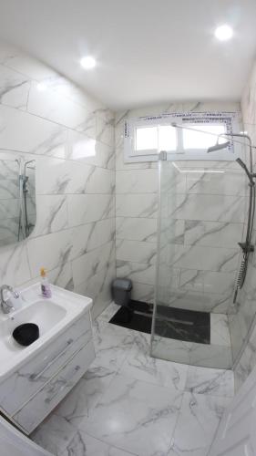 Appartement Aokas Béjaïa (Appartement Aokas Bejaia) in Souk El Tenine