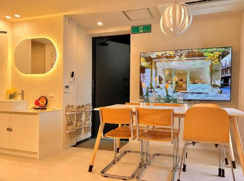 Stay BUT SEONGSU – khách sạn tại Gwangjin