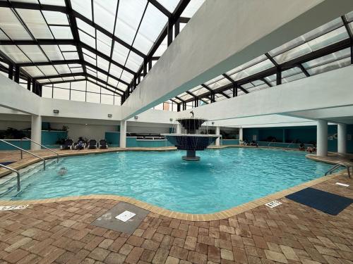 Direct Oceanfront Studio, Best water amenities in Landmark Resort – khách sạn tại Khac