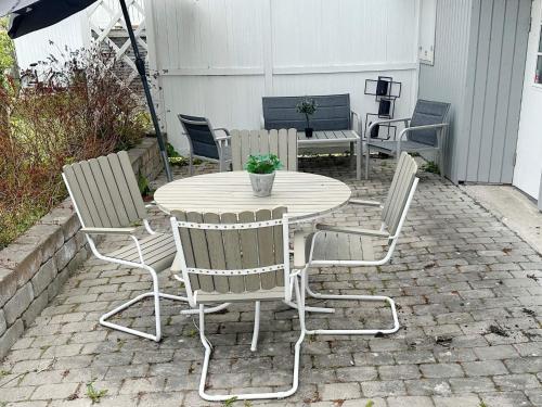 Lush holiday home in Visby – khách sạn tại Snackbacken