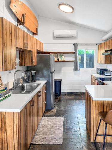 кухня, Coral Wave Cottage in Mokuleia