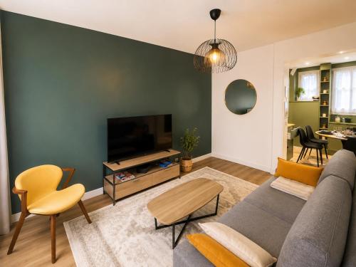 Direct Line 1 to Champs-Élysées Elegant Apt 4 - Location saisonnière - Saint-Mandé