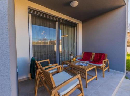 Rõdu/terrass, Deluxe Apartment Bono in Brnaze