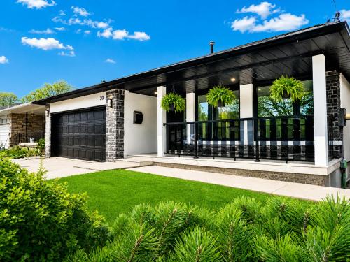 iResidence in Toronto - Fantastic Vacation Home with Breakfast