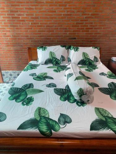Hoa Viên Homestay Rừng Lan – khách sạn tại Ninh Thanh