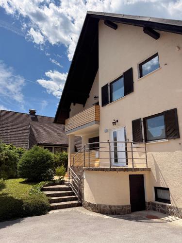 Vista exterior, Green Breeze House Mozirje - Cozy Nights & Hot Tub in Mozirje