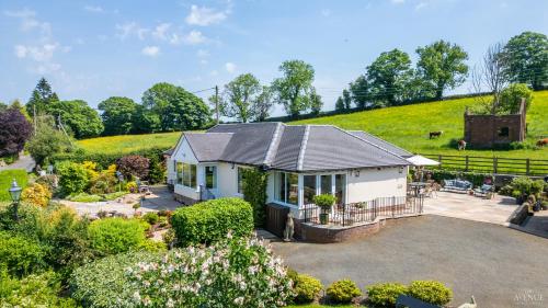 The Bay Tree Bed & Breakfast in Alton (Staffordshire)