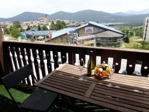 Terrasse ensoleillée au centre de toutes activités - Location saisonnière - Les Angles