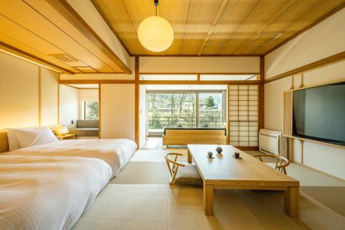2 twin beds