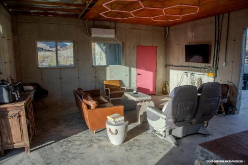 Cozy Desert Guesthouse with Fire Pit near Big Bend National Park in Brewster County, Texas in Terlingua (TX)