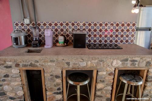 Cozy Desert Guesthouse with Fire Pit near Big Bend National Park in Brewster County, Texas in Terlingua (TX)