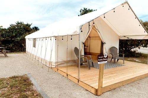 Cozy Double Safari Tent with Fire Pit in Hobe Sound, Florida
