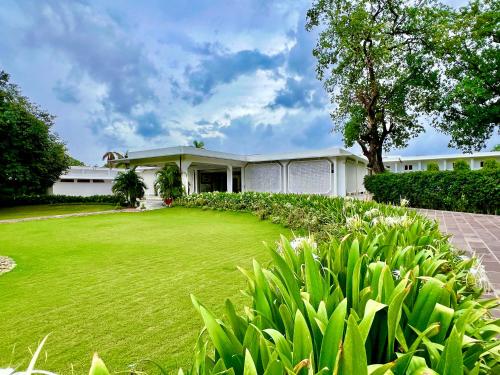 Hotel Chandela in Khajuraho