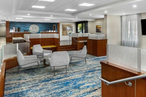 Hall, Fairfield by Marriott Inn & Suites Anaheim North/Buena Park in Buena Park