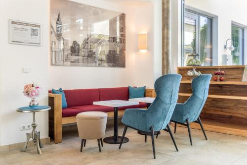 Fuajee, Hotel Zur Post in Ismaning
