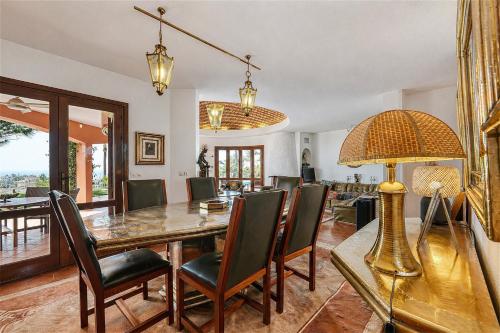 Unterkunft von außen, 3163 Luxury Mediterranean Villa in Rancho Domingo