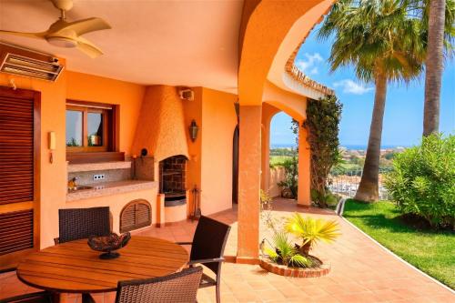 Unterkunft von außen, 3163 Luxury Mediterranean Villa in Rancho Domingo