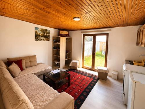 Garden Guesthouse in גרסניקה