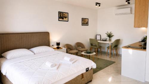 The River Studio Beli