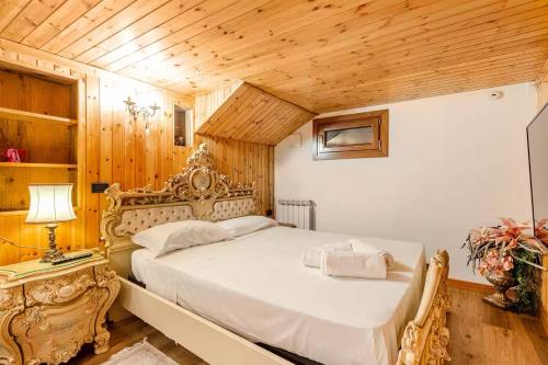 Imperial Elegance in Courmayeur City Center
