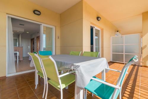 Erkély/terasz, Global Vacacional, Acogedor apartamento en Canet de Berenguer cerca de la playa in Canet d'En Berenguer