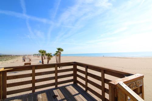 Global Vacacional, Acogedor apartamento en Canet de Berenguer cerca de la playa in Canet d'En Berenguer