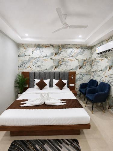 hotel glory - image 3