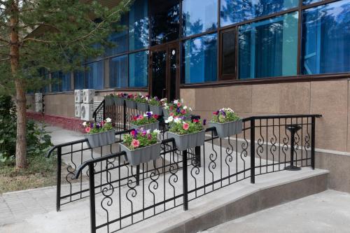 Rush Inn Hotel – Astana, MA