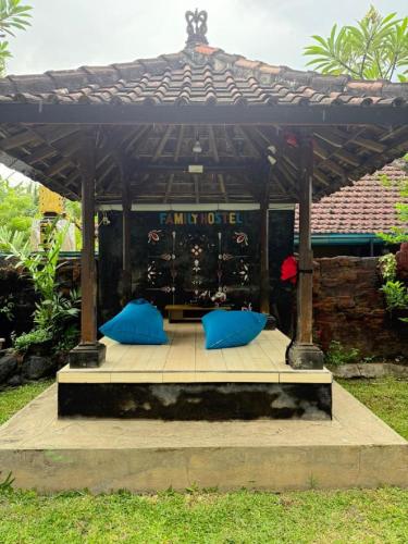 Kert, Family Hostel Lovina in Lovina part