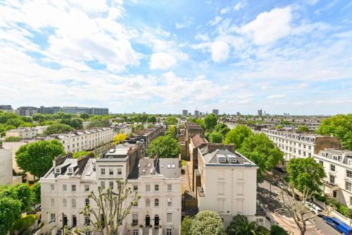 Charming London Apartment Near Little Venice - image 7