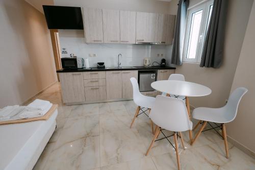 ALLAGIANNIS GROUP APARTMENTS in Markópoulo