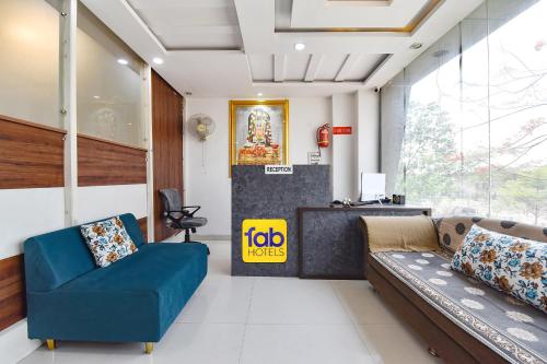 FabHotel Metro Residency, Indore Junction Railway Station photo 5