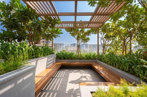 Free housekeeping visits during your stay - StayShort - Bright & Roomy Studio with Balcony - Majan Hub Sleeps 4 - image 12