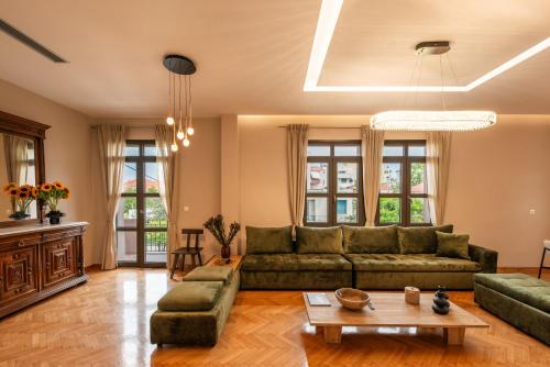 Penelope & Odysseus Luxury Suites, Historic Nearchou, Neoclassical Charm in Chania