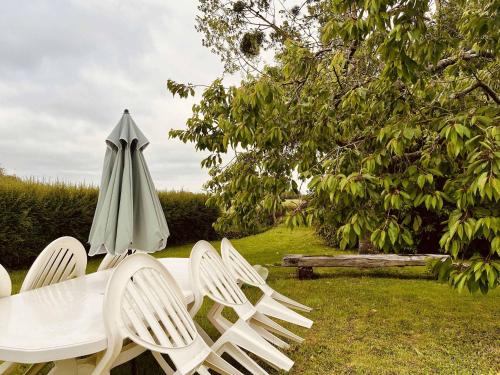 Le Cerisier - Country House in Liesville-sur-Douve