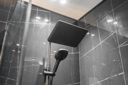 Free housekeeping visits during your stay - StayShort - Ultra-Luxury 2BR in JVC - Private Pool & Panoramic Skyline Terrace - image 2