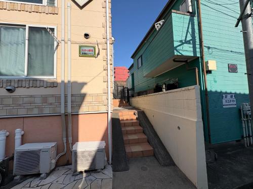숙소 외관, TY Shinkoyasu Stay in 오산바시 부두