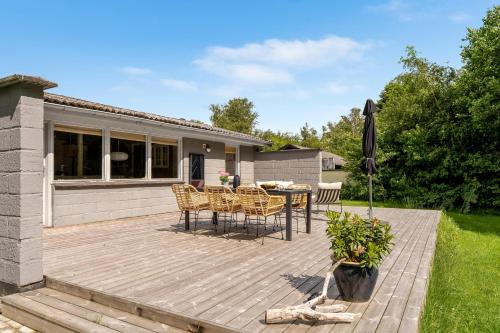 Cozy Holiday Home 350 Meters From The Water In Amtoft – khách sạn tại Amtoft