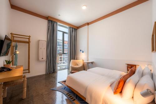 Shada Hotel, Dubai World Trade Center Room Type - Twin Room