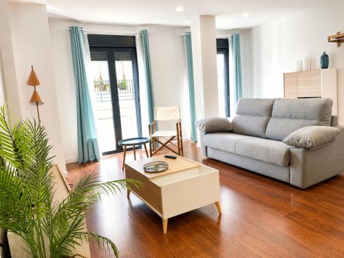 Expoholidays - Apartamentos Rueda Lopez