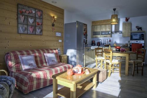 Gîte de l'Ourson en Oisans proche Alpe d'Huez (Gite de l'Ourson en Oisans proche Alpe d'Huez) in Ornon